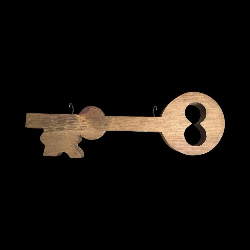 Vintage Handmade Brown Wood Key-Shaped Wall Mounted Hanging Key Hook Holder 14